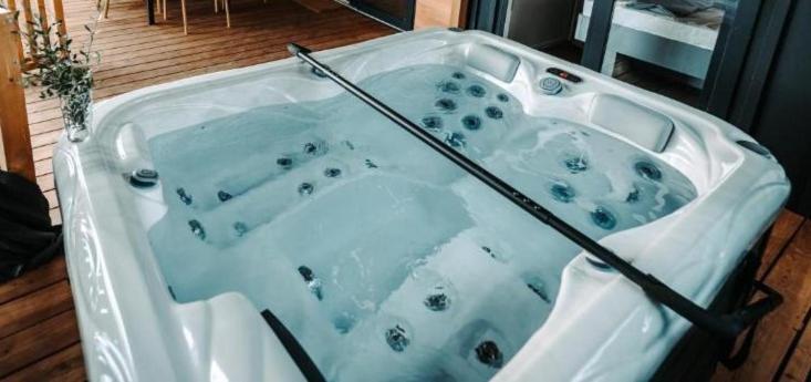 Sea House Pool & Jacuzzi, Bikes, Sup - Privilege Point Camping & Villas Selce Luaran gambar